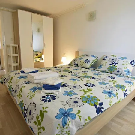 In With Terrace, Air Conditioning, Wi-fi * Savudrija